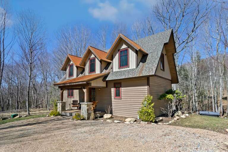 Spacious Gravel Parking