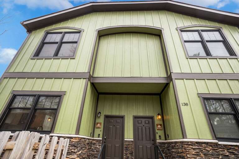 The Appalachian on the Left