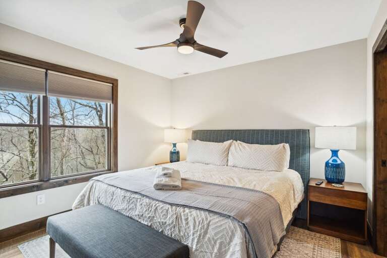 Top Floor Bedroom with King Bed and Jack-N-Jill Bathroom