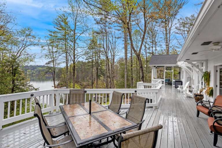 Outdoor Dining with Views of the Lake