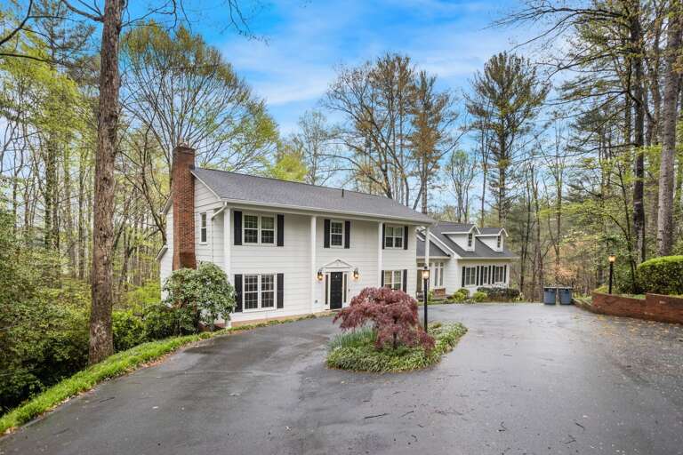 Paved Round About Driveway