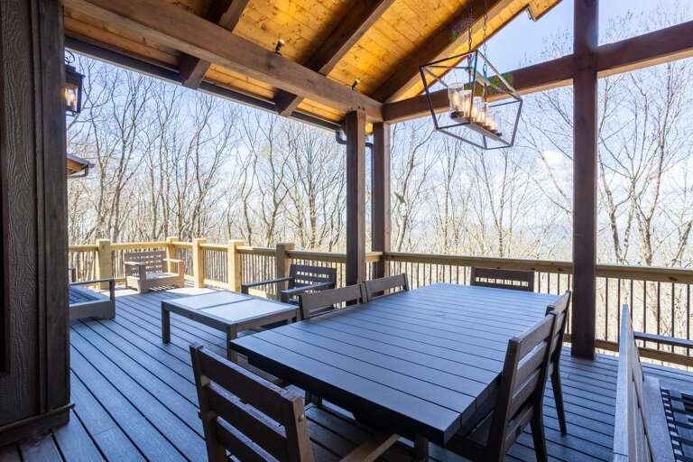 Outdoor Covered Dining with Seasonal Views