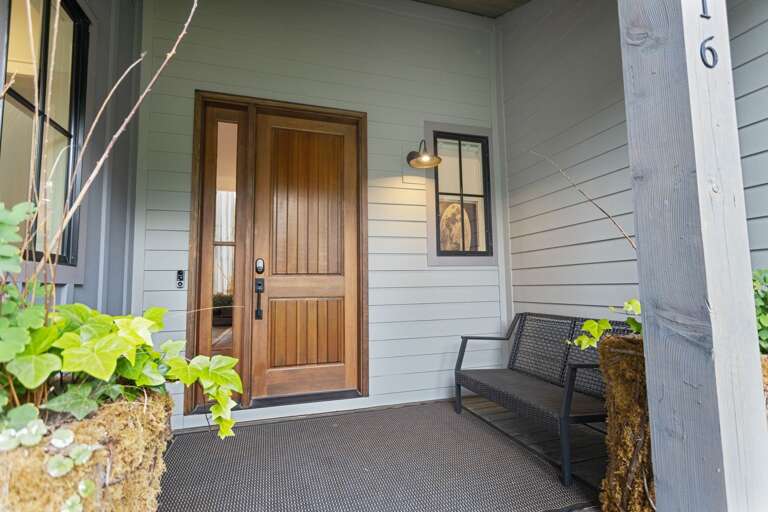 Covered Entry Sitting Area Covered Entry Sitting Area