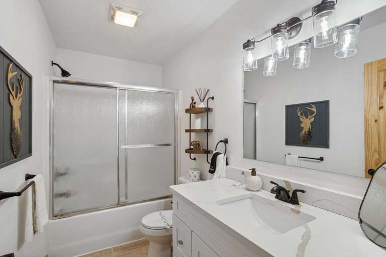 Lower Level Bathroom with Tub/Shower Combo