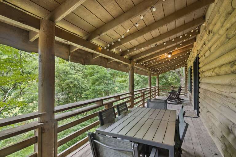 Covered Back Deck with Outdoor Dining
