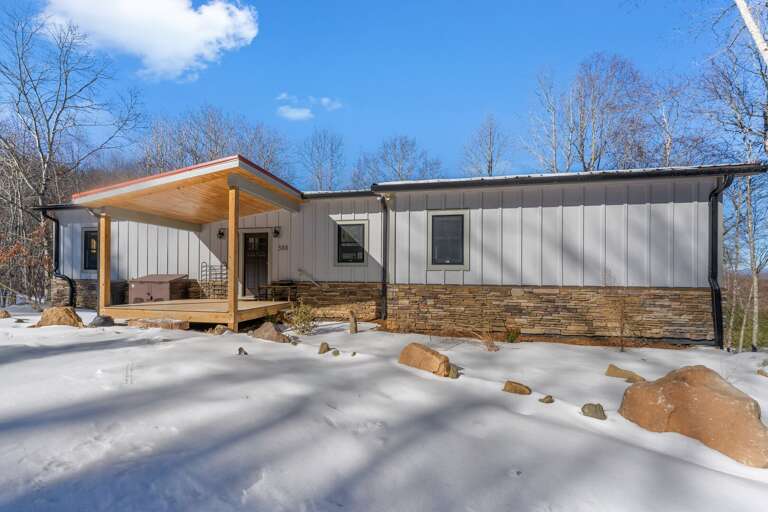 Escape to the Mountain at Lorien