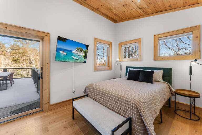 Queen Bed, TV and Deck Access