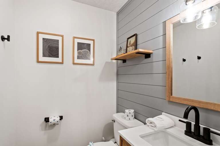 Queen Bedroom Private Half Bath