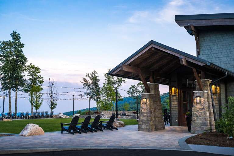 Community Amenities - Lookout Grill Entrance