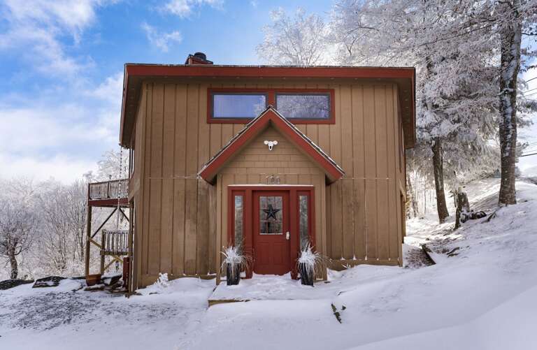 Front Entrance in to Lower Level