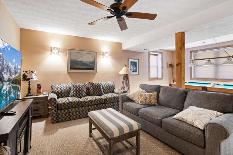 Lower Level Den with Seating, Queen Pull Out Sofa, TV and Pool Table