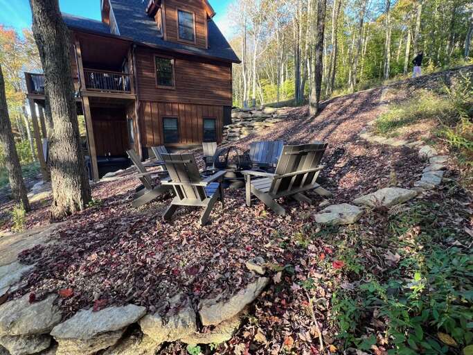 Fire pit and seating for 10 people