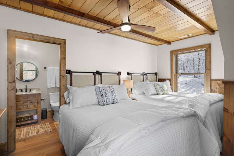 Upper Level Queen Bedroom with Two Queens