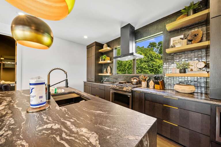 Fine Touches in the Thoughtfully Designed Kitchen