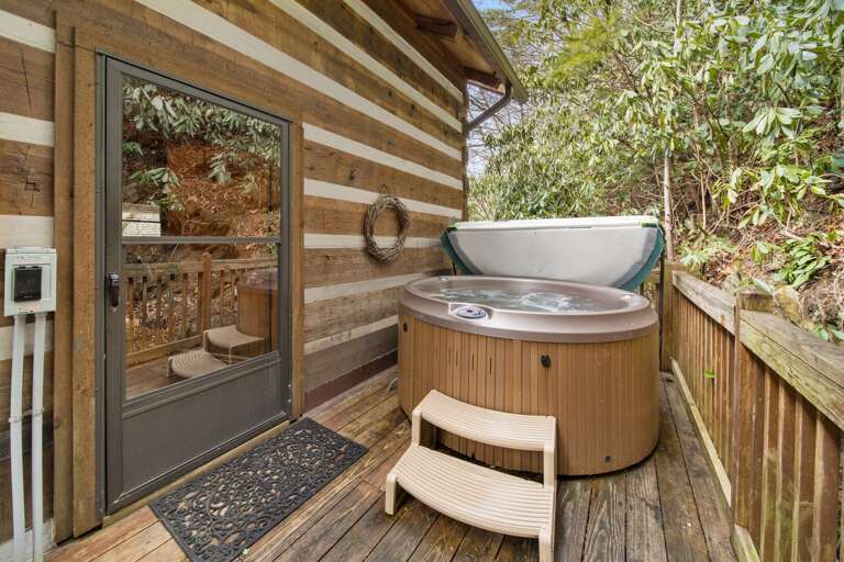 Cozy Private Hot Tub