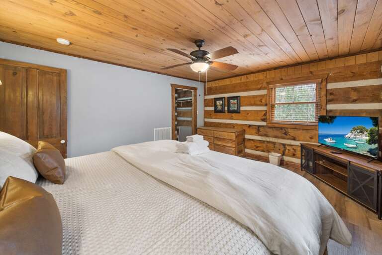 Master Bedroom with Ensuite Bathroom