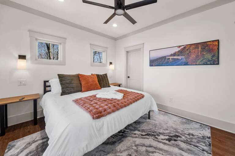 Comfortable King Bedroom