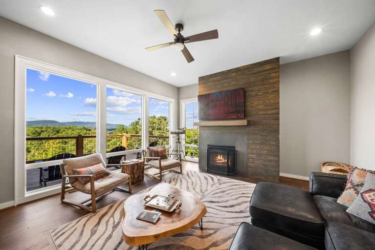 Gas Fireplace and Mountain Views from the Main Floor Living Room Gas Fireplace and Mountain Views from the Main Floor Living Room