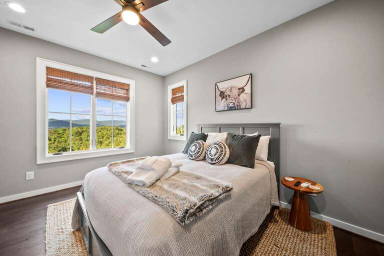 Third Queen Suite located on the Upper Level Third Queen Suite located on the Upper Level