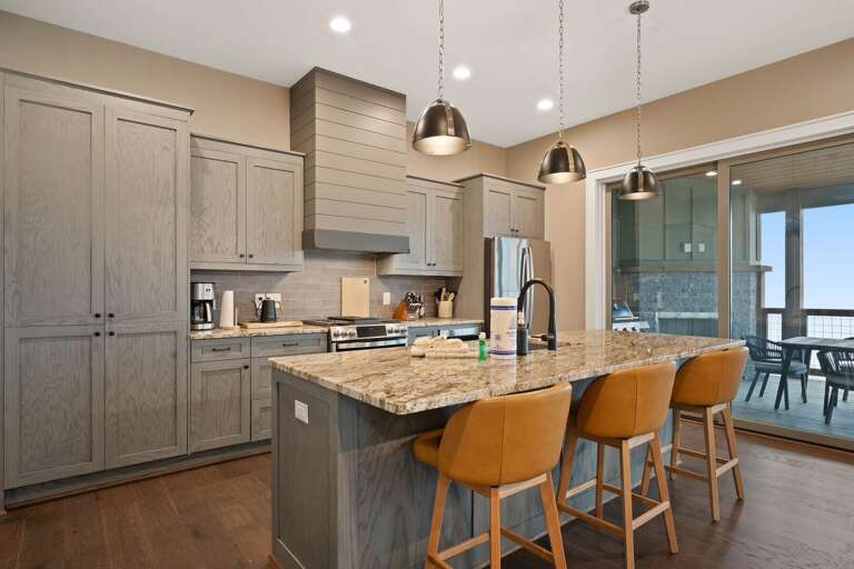 Seating at the Kitchen Island Seating at the Kitchen Island