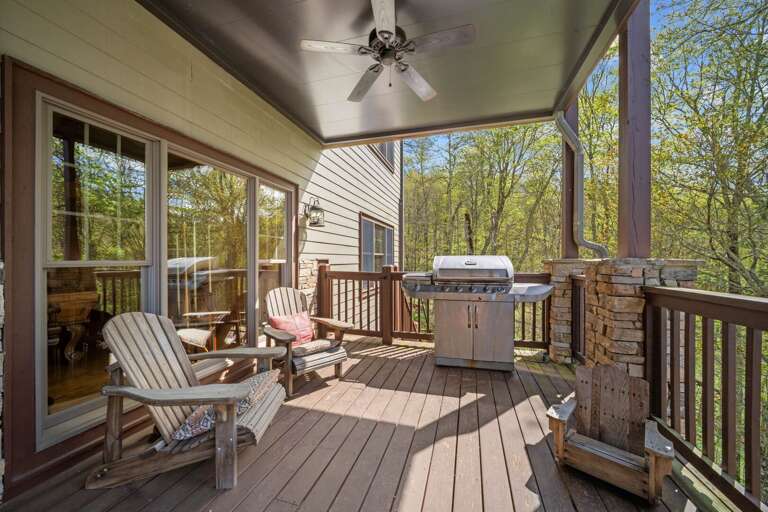 Second Gas Grill on the Lower Level Deck Second Gas Grill on the Lower Level Deck
