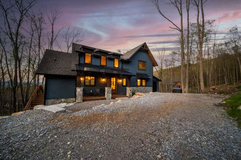 Enjoy Spending Time at Pyrfect Hideout on your next Getaway