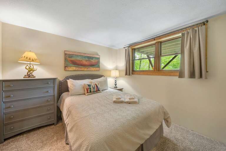 Lower Level Queen Bedroom