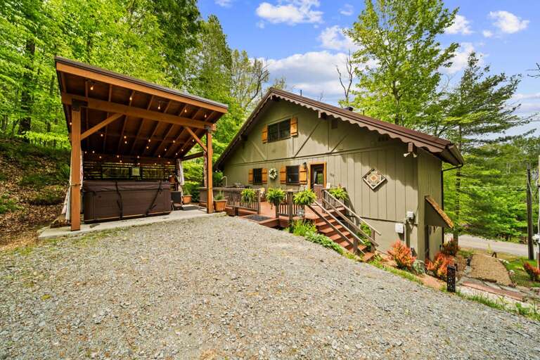 No Step Entrance from the Upper Parking Area