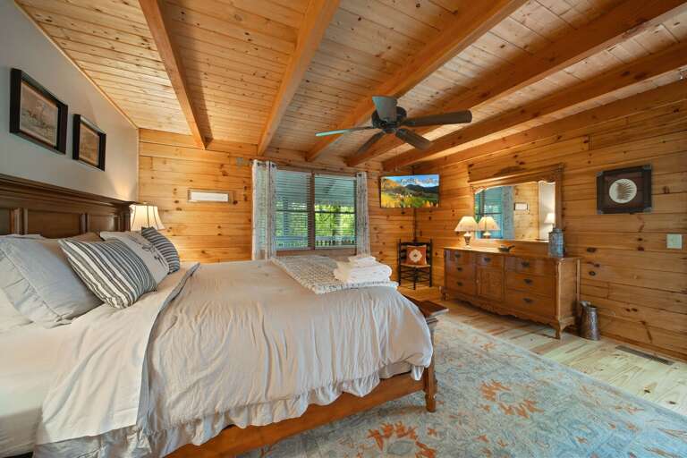 King Bed and TV in the Master Bedroom