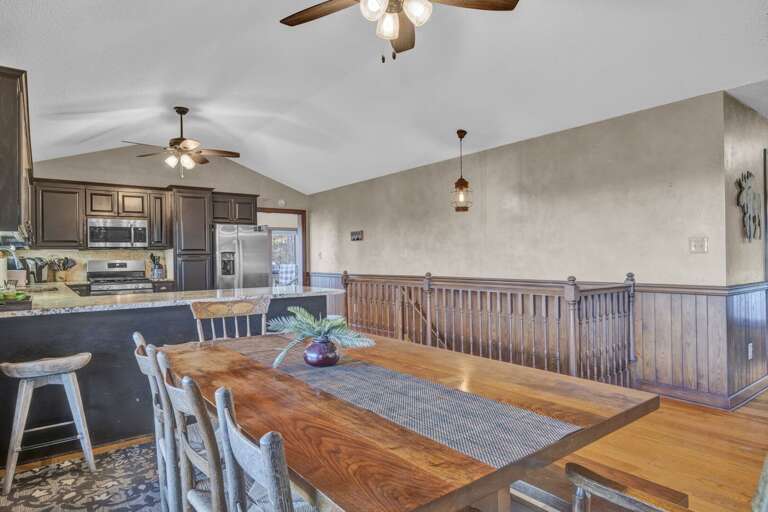 Dining Area Dining Area