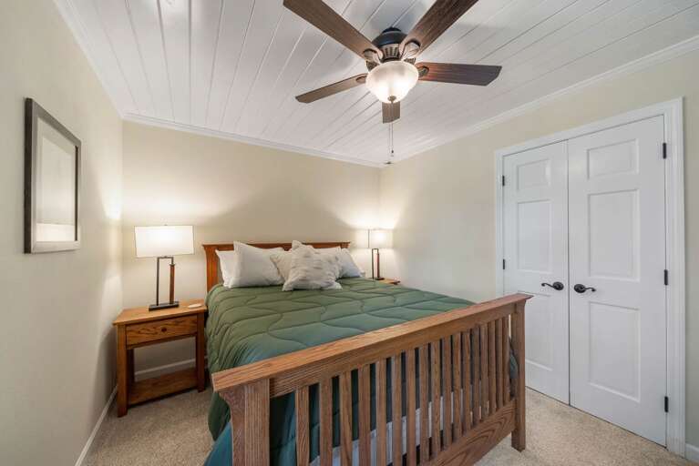 Main Floor Queen Bedroom