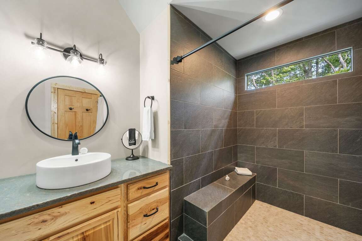 Master Bathroom Master Bathroom