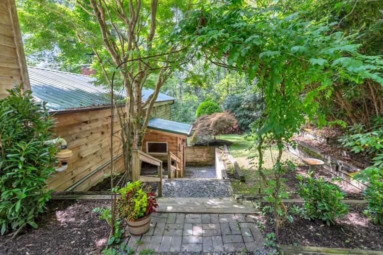 Exceptional Landscaping and Custom Walkways