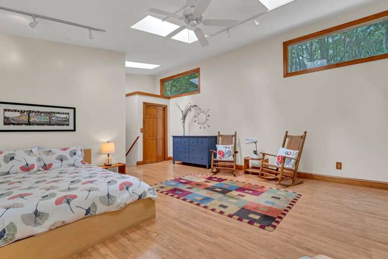 Spacious Queen Bedroom