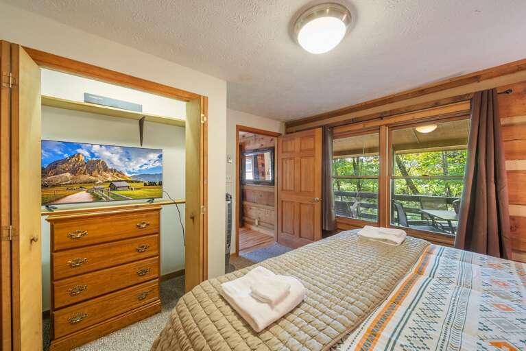 TV in the King Bedroom