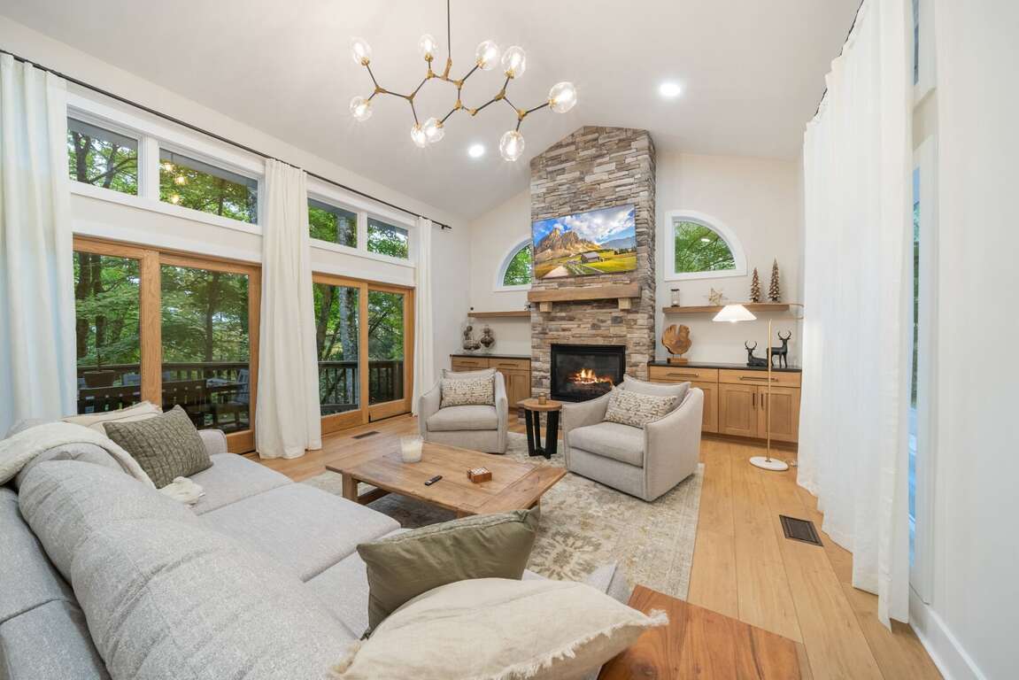 Welcome to Boulder Den Welcome to Boulder Den