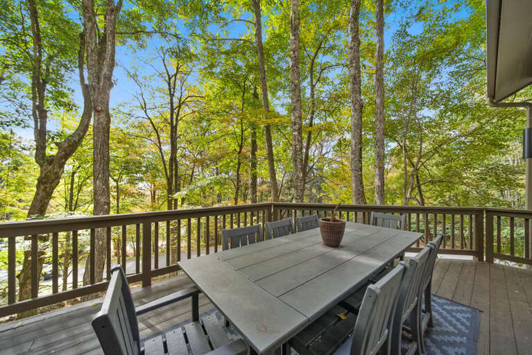 Outdoor Dining in the Peaceful Wooded Setting Outdoor Dining in the Peaceful Wooded Setting