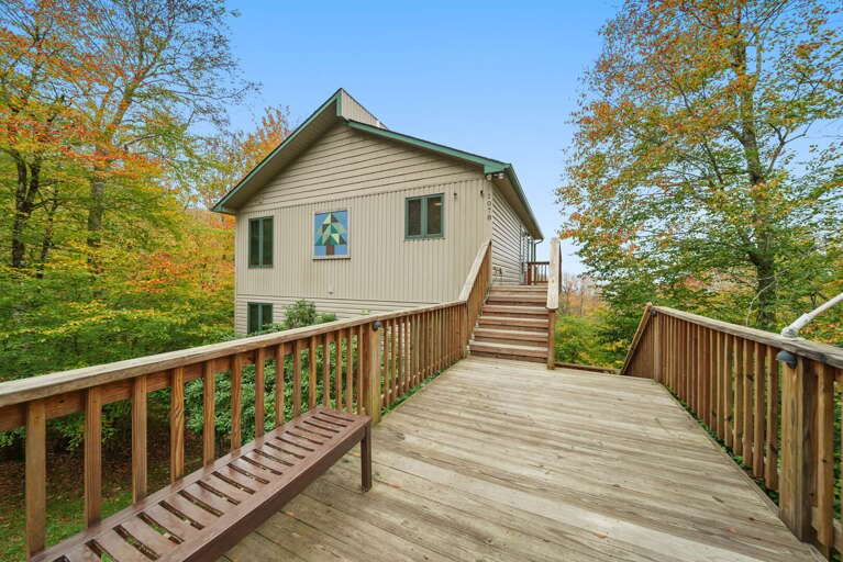 Enjoy Beech Mountain at Chalet Cortina