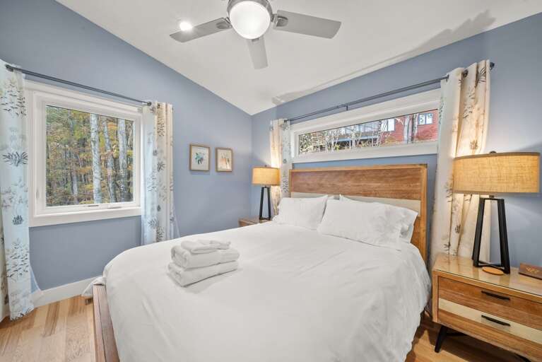 Main Floor Queen Bedroom