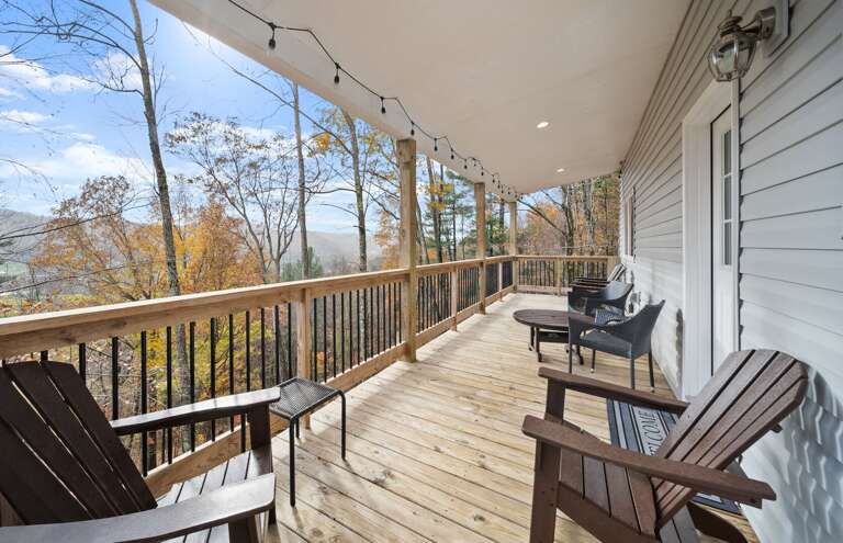 Plenty of Seating on the Deck