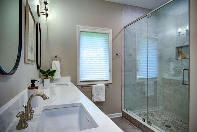 Ensuite Bathroom with Step-In Shower