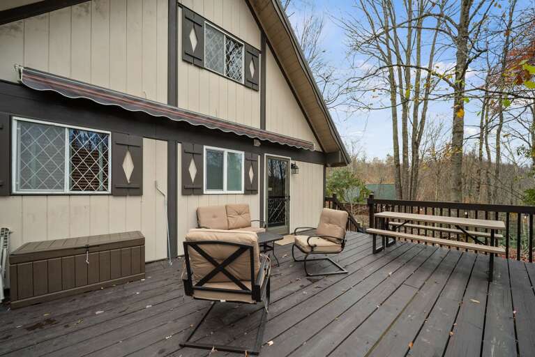 Picnic Table and Seating on the Deck