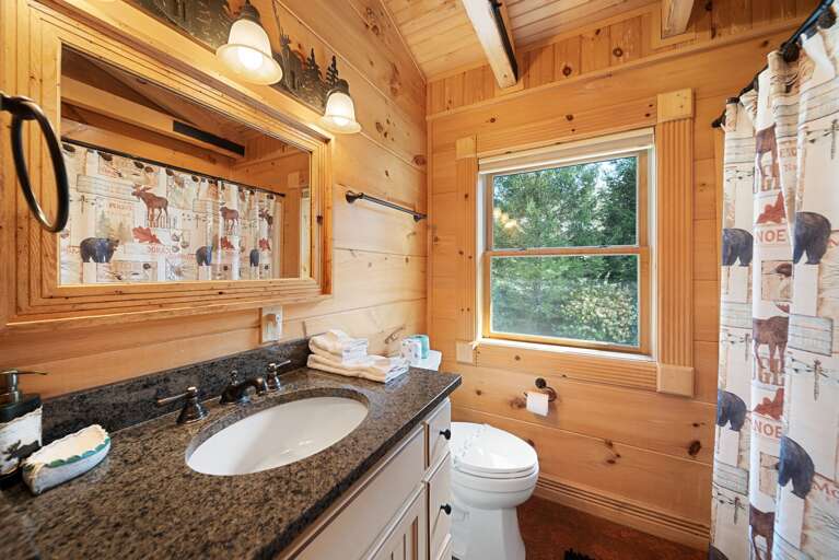 Upstairs Hallway Bathroom
