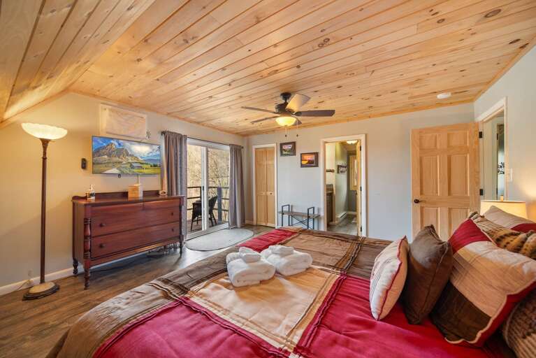 King Bed, TV, Private Bathroom and Balcony in the Master