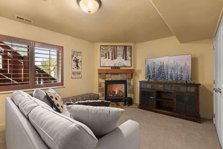 Bear Hollow Village 5437 Bear Hollow Village 5437