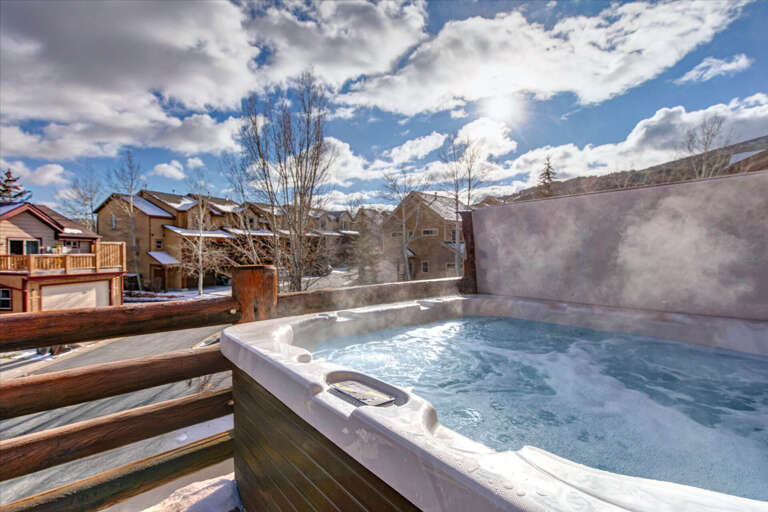 Bear Hollow Village 5478: Brand new private hot tub on upper deck