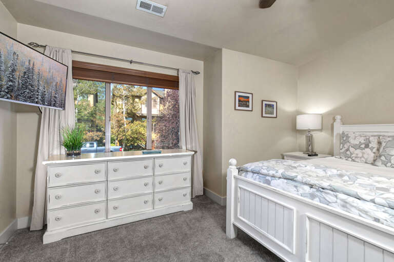 Bear Hollow Village 5610 Bear Hollow Village 5610