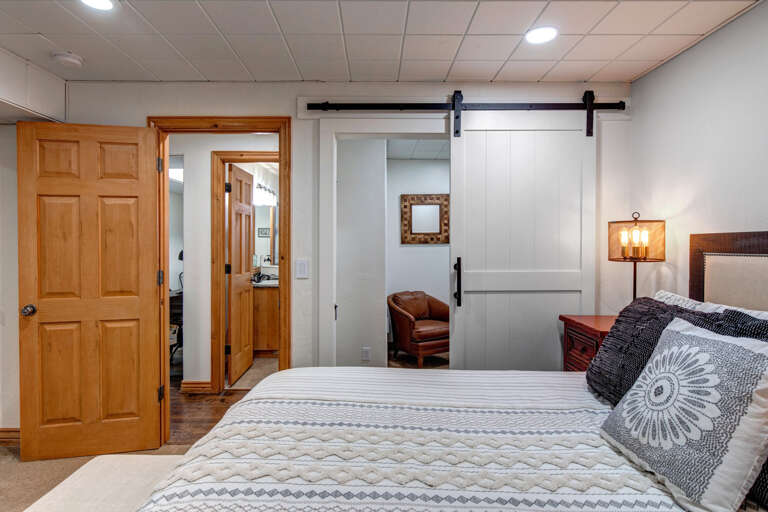 Bear Hollow 5534B by Moose Management Bear Hollow 5534B by Moose Management