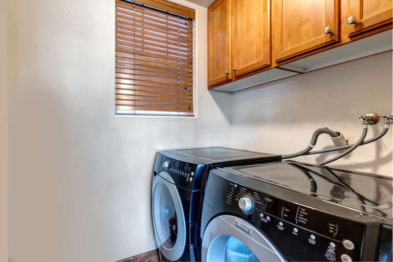 Foxpoint 6195-C2 - Convenient washing machine for your laundry needs.