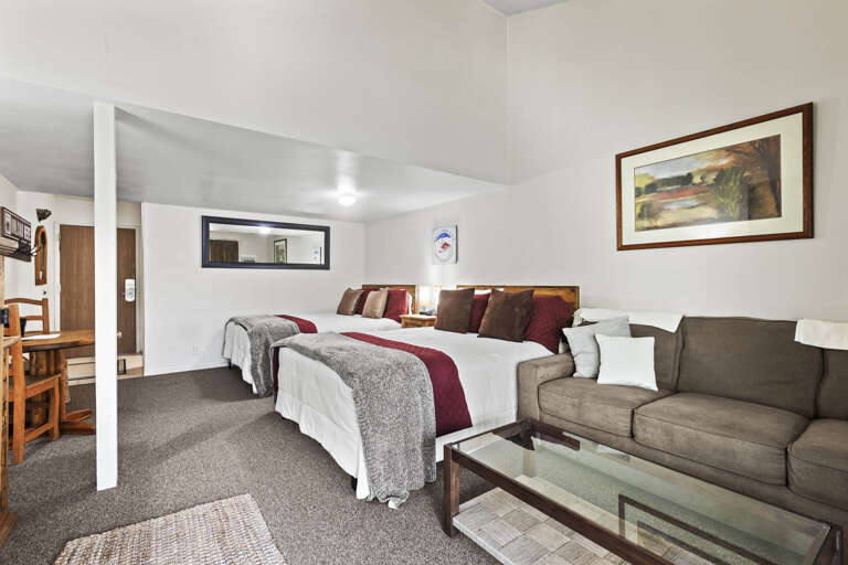 Prospector Lodge 925